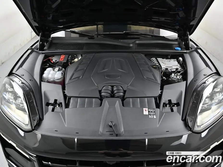 Porsche Cayenne 2025 4.0 автомат (гидро), фото 6