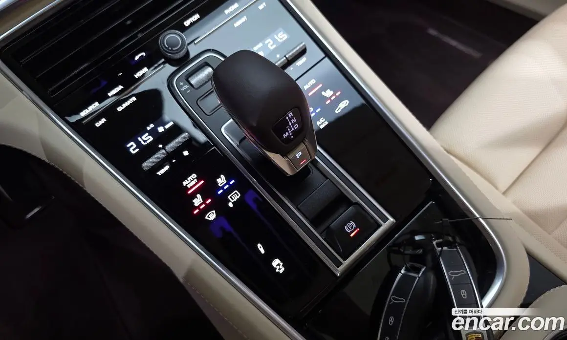 Porsche Panamera 2018 3.0 автомат (гидро), фото 11