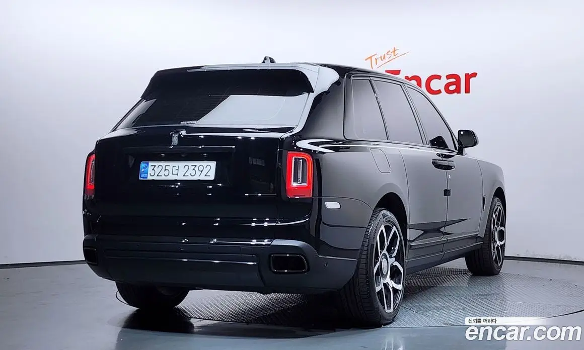 Rolls-Royce Cullinan 2019 6.7 автомат (гидро), фото 2 Rolls-Royce Cullinan 2019 6.7 автомат (гидро), фото 2