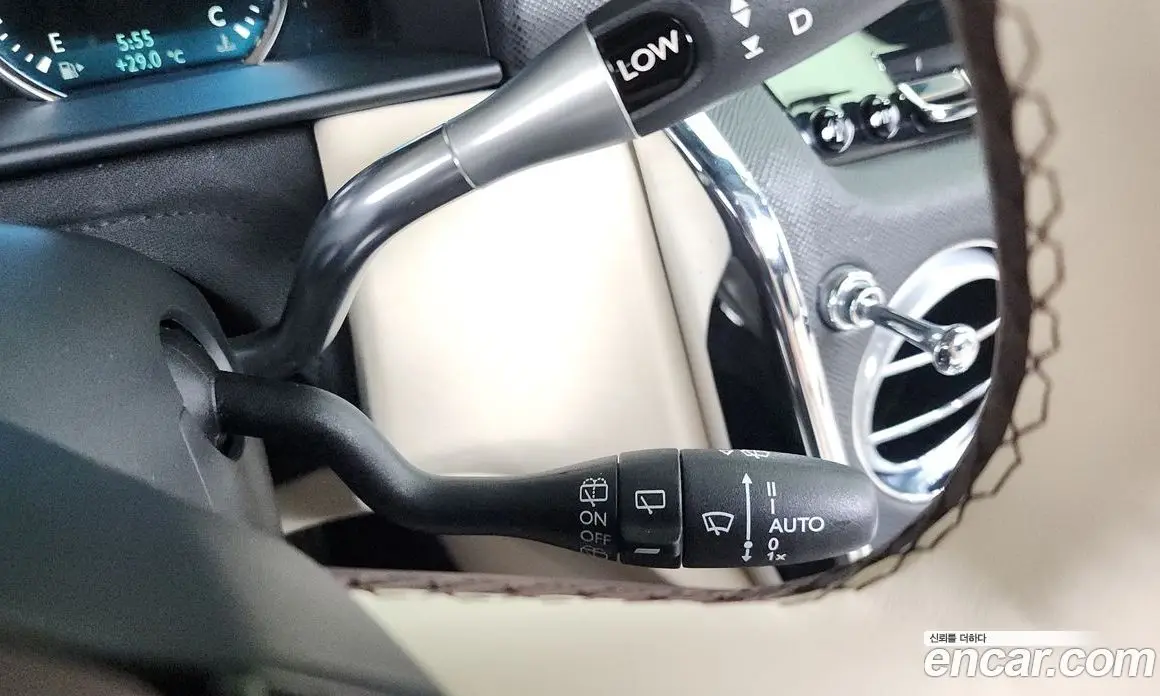 Rolls-Royce Cullinan 2019 6.7 автомат (гидро), фото 30 Rolls-Royce Cullinan 2019 6.7 автомат (гидро), фото 30