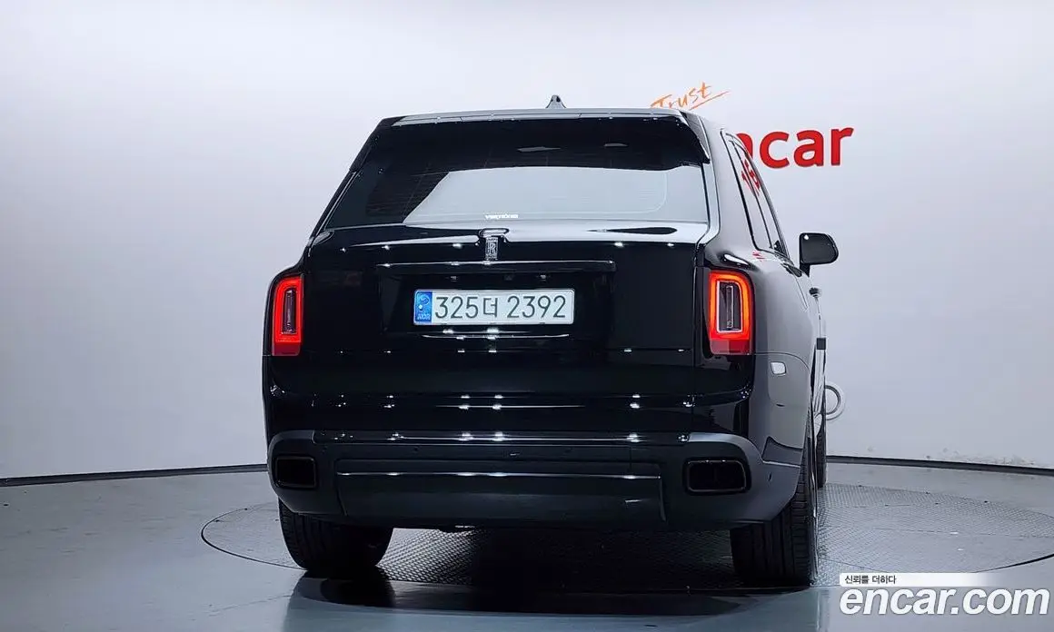 Rolls-Royce Cullinan 2019 6.7 автомат (гидро), фото 4 Rolls-Royce Cullinan 2019 6.7 автомат (гидро), фото 4