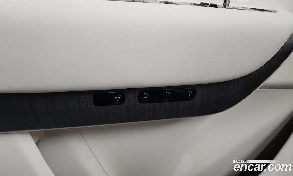 Rolls-Royce Cullinan 2019 6.7 автомат (гидро), фото 31 Rolls-Royce Cullinan 2019 6.7 автомат (гидро), фото 31