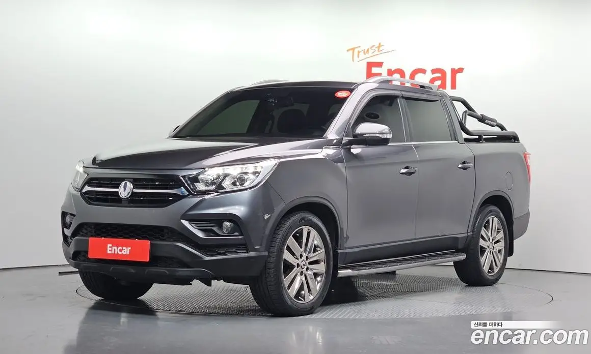 SsangYong Rexton 2018 2.2 автомат (гидро), фото 1