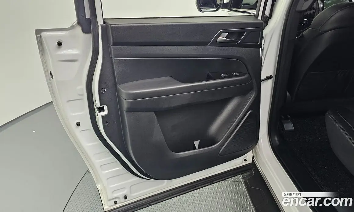 SsangYong Rexton 2022 2.2 автомат (гидро), фото 14