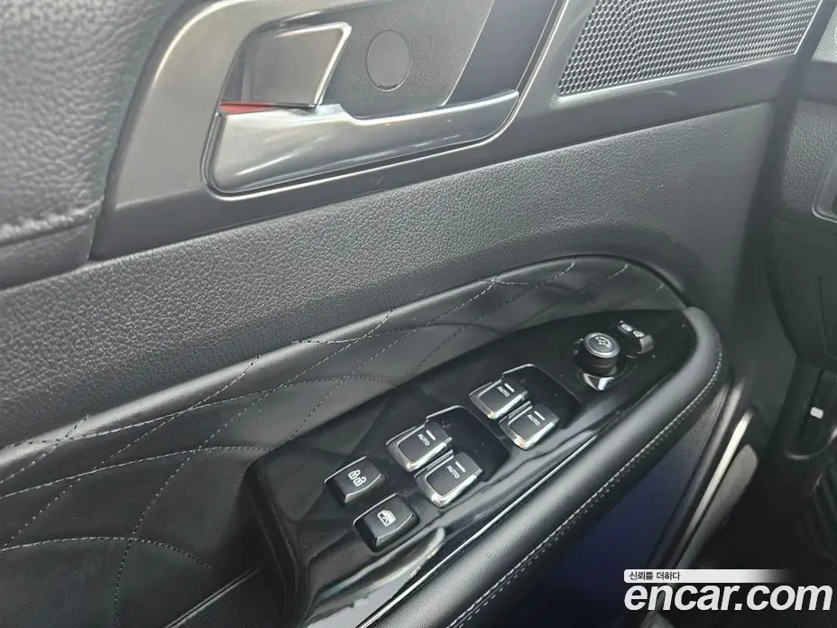 SsangYong Rexton 2023 2.2 автомат (гидро), фото 12