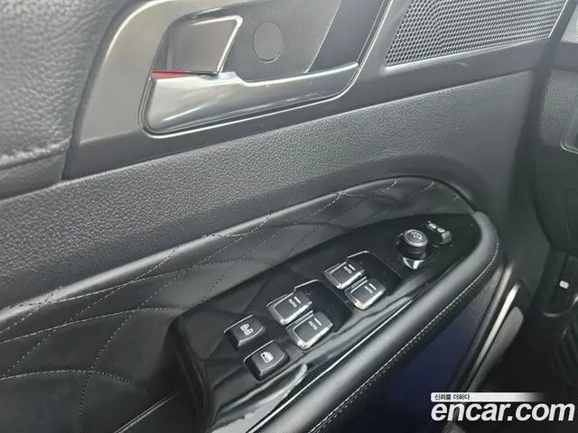 SsangYong Rexton 2023 2.2 автомат (гидро), миниатюра 12