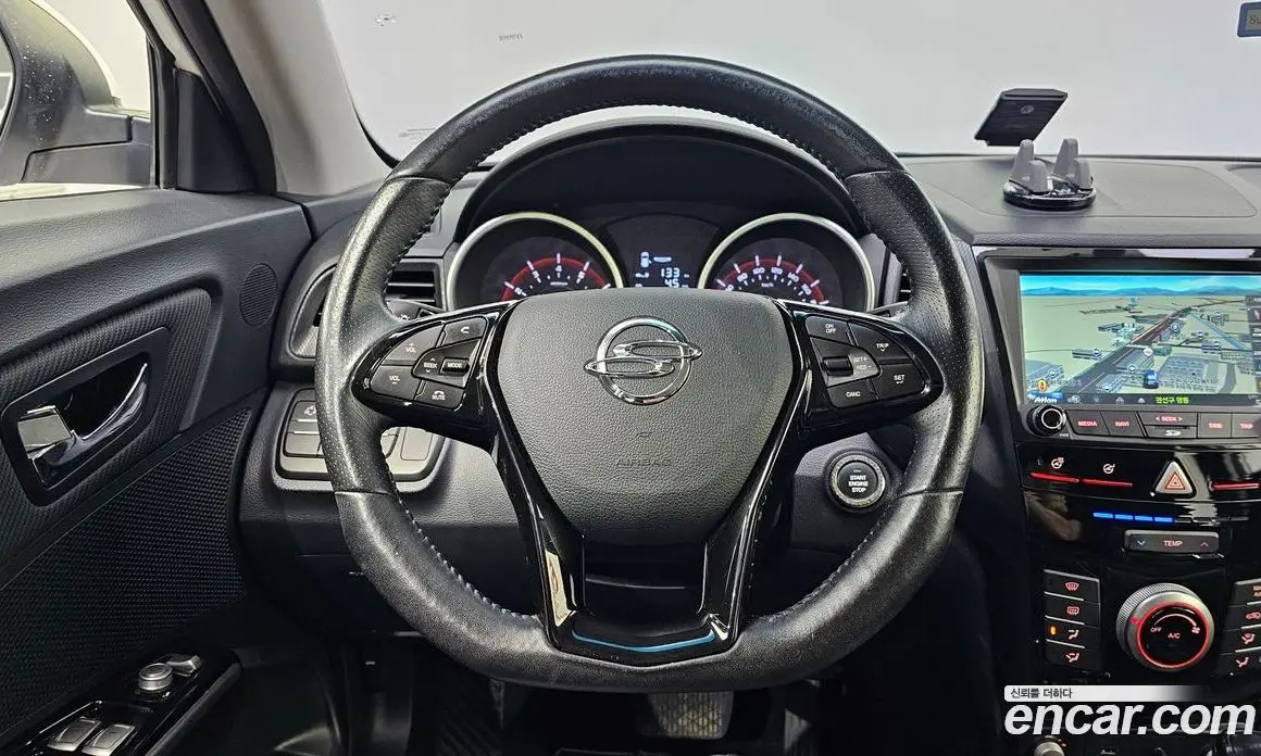 SsangYong TIBOLI 2017 1.6 автомат (гидро), фото 13