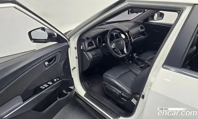 SsangYong TIBOLI 2018 1.6 автомат (гидро), миниатюра 11
