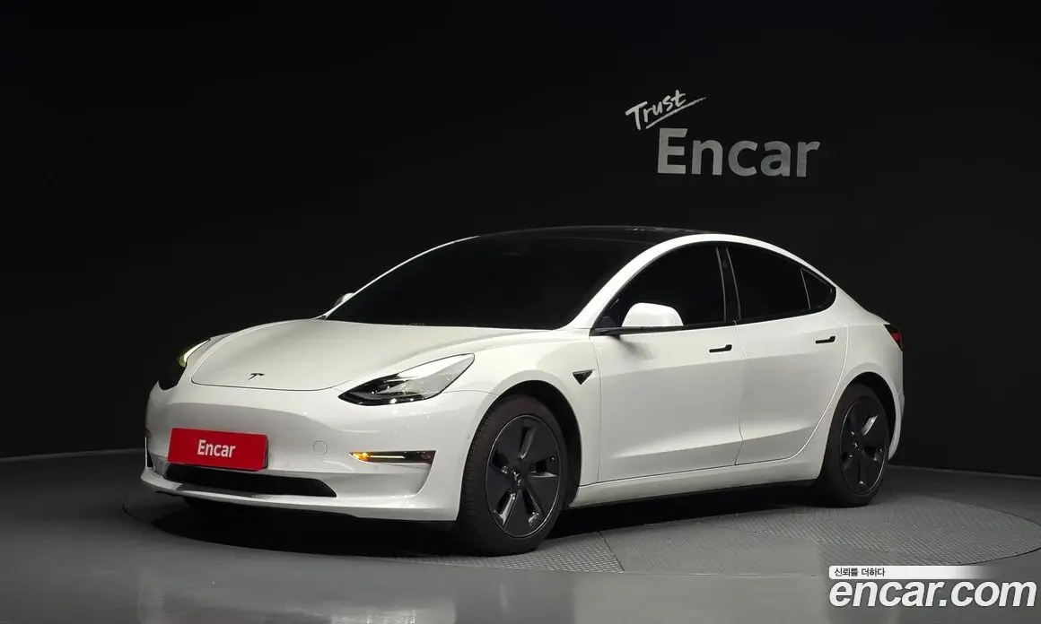 Tesla Model 3 2021 0.2 автомат (гидро), фото 1 Tesla Model 3 2021 0.2 автомат (гидро), фото 1