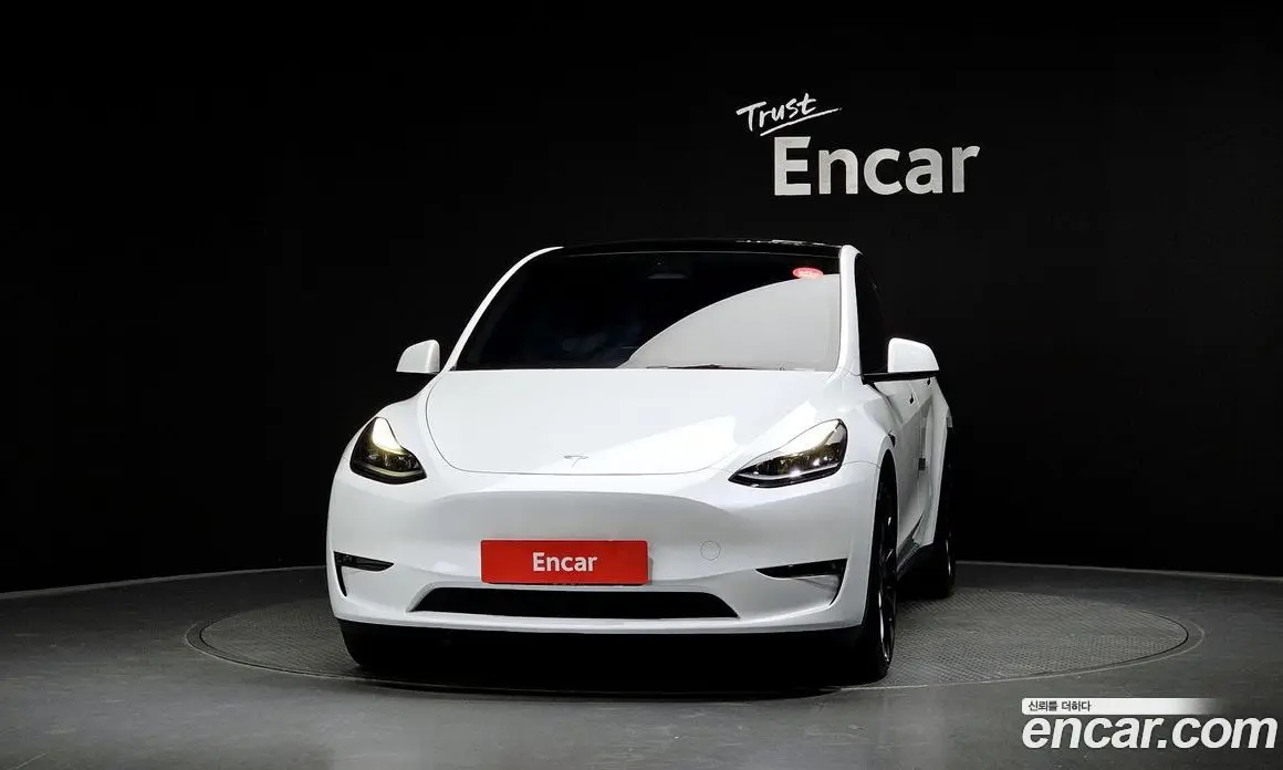 Tesla Model Y 2024 0.2 автомат (гидро), фото 3 Tesla Model Y 2024 0.2 автомат (гидро), фото 3