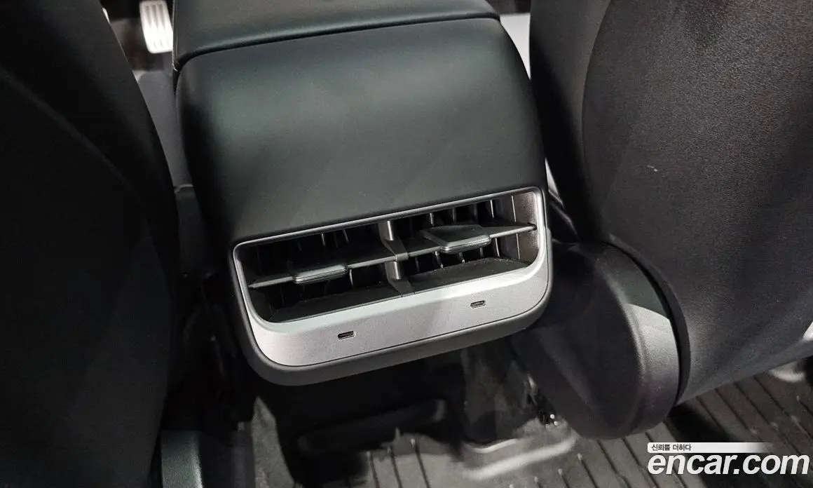 Tesla Model Y 2024 0.2 автомат (гидро), фото 27 Tesla Model Y 2024 0.2 автомат (гидро), фото 27