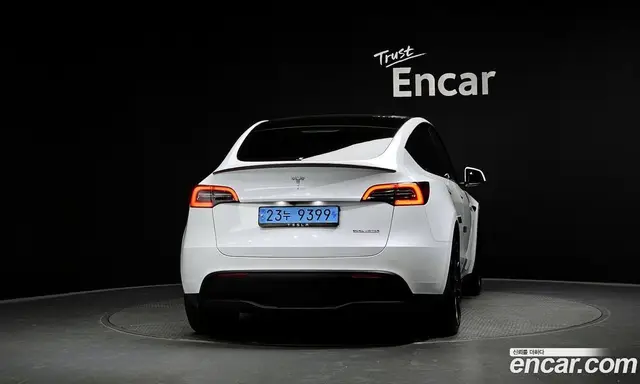 Tesla Model Y 2024 0.2 автомат (гидро), миниатюра 4 Tesla Model Y 2024 0.2 автомат (гидро), миниатюра 4
