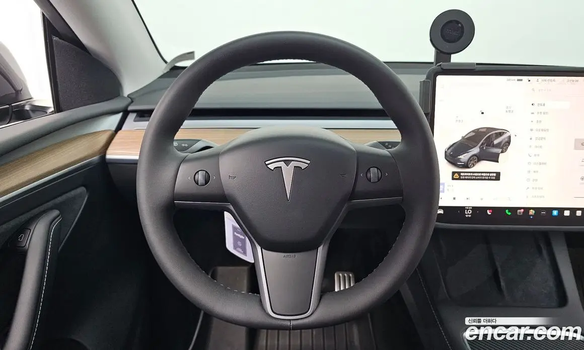 Tesla Model Y 2025 0.2 автомат (гидро), фото 19 Tesla Model Y 2025 0.2 автомат (гидро), фото 19