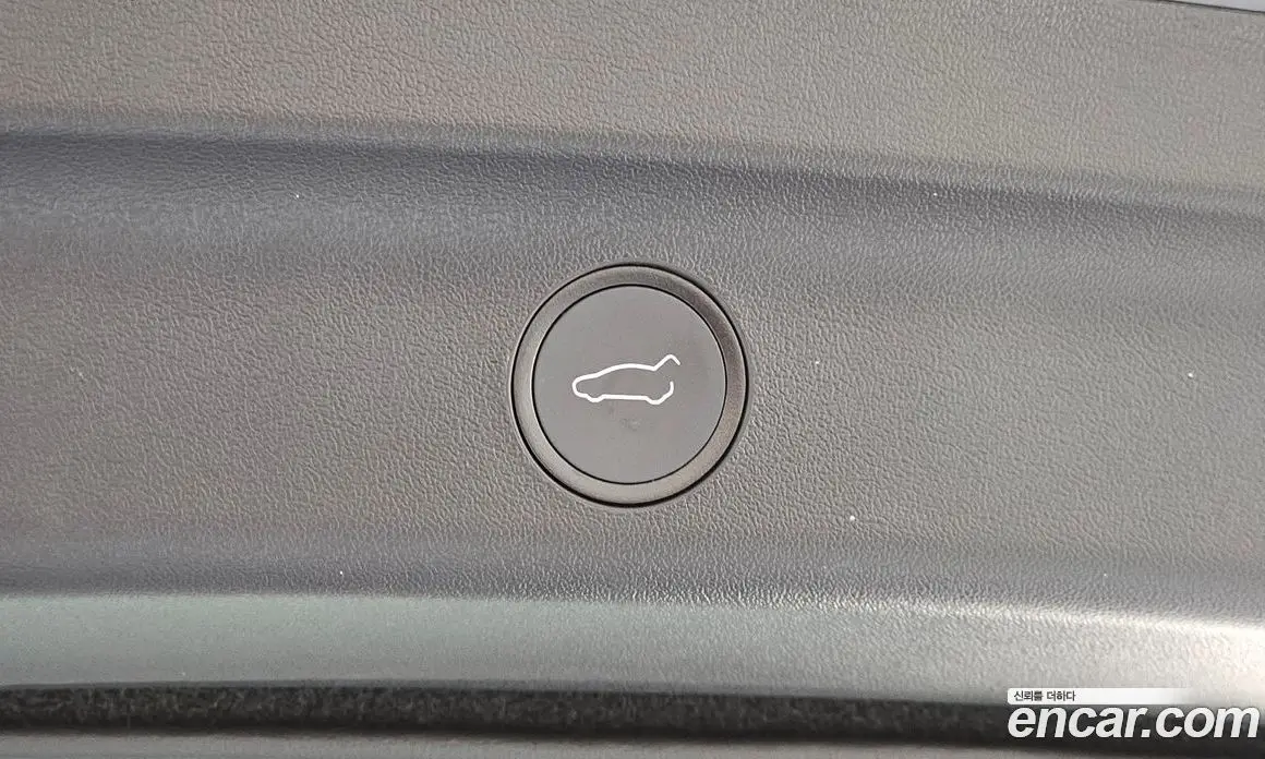 Tesla Model Y 2025 0.2 автомат (гидро), фото 23 Tesla Model Y 2025 0.2 автомат (гидро), фото 23