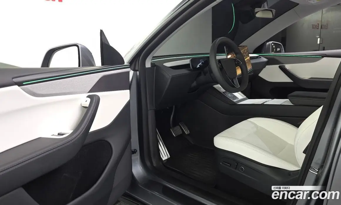 Tesla Model Y 2025 0.2 автомат (гидро), фото 13 Tesla Model Y 2025 0.2 автомат (гидро), фото 13