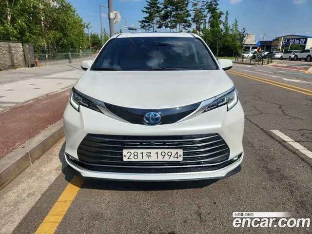 Toyota Sienna, 2024, 70 806 км
