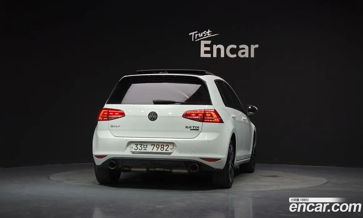 Volkswagen Golf 2014 2.0 автомат (гидро), фото 4