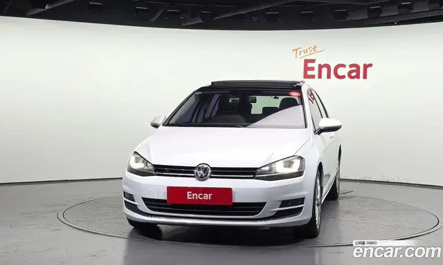 Volkswagen Golf 2016 2.0 автомат (гидро), миниатюра 3