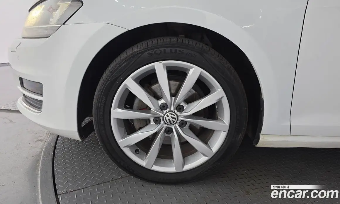 Volkswagen Golf 2016 2.0 автомат (гидро), фото 5