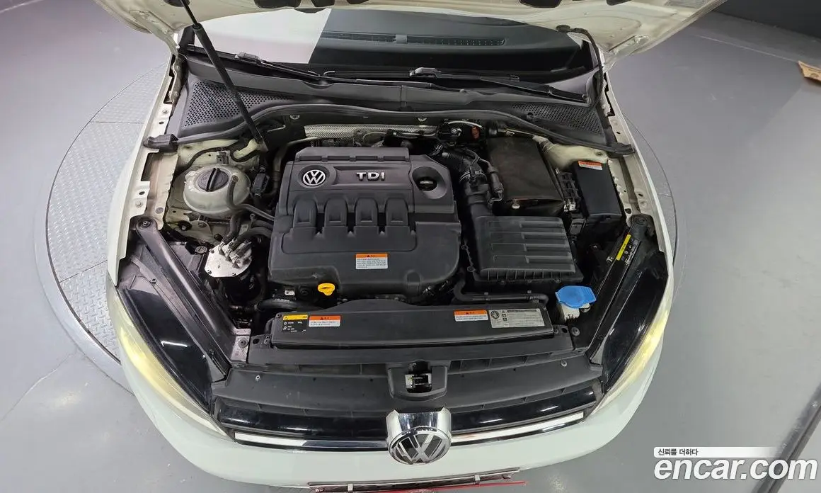 Volkswagen Golf 2016 2.0 автомат (гидро), фото 6