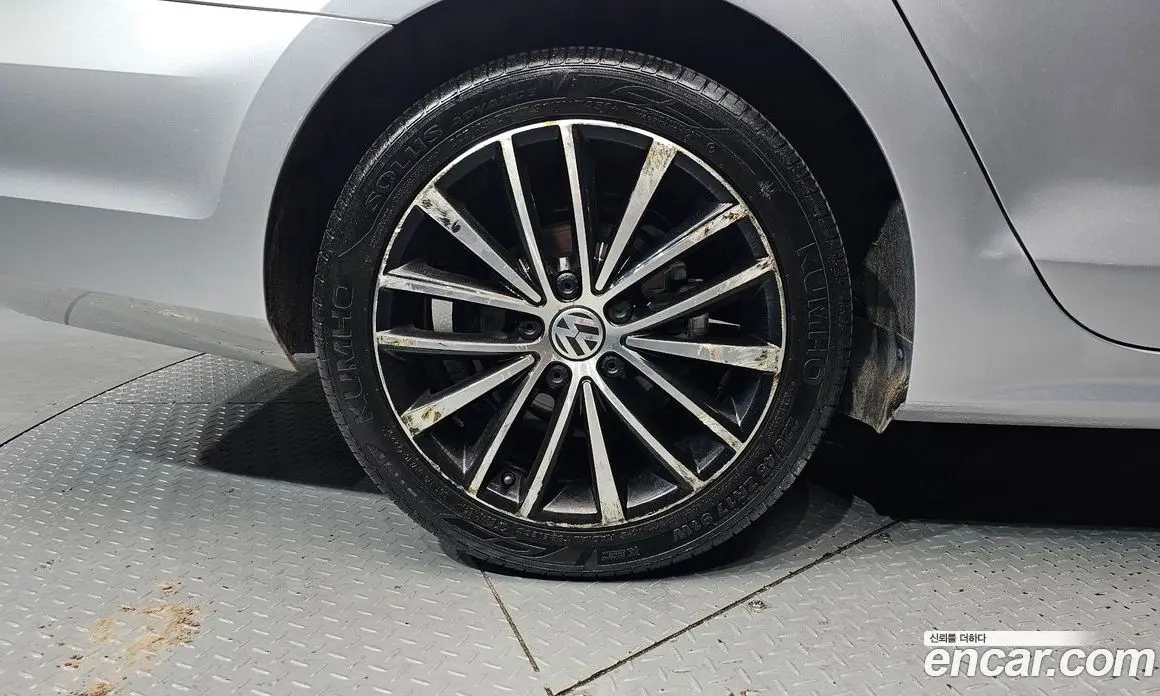 Volkswagen Jetta 2015 2.0 автомат (гидро), фото 5