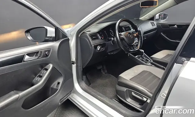 Volkswagen Jetta 2015 2.0 автомат (гидро), миниатюра 10