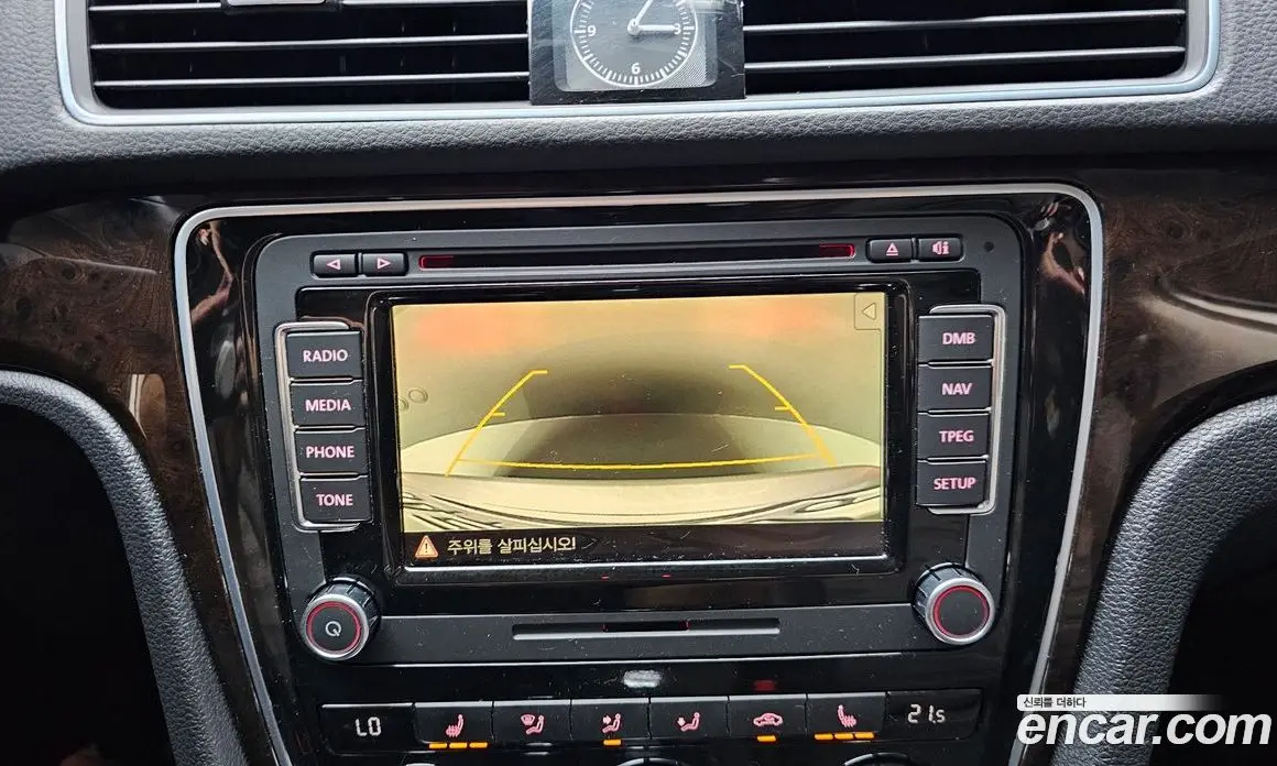 Volkswagen Passat 2015 1.8 автомат (гидро), фото 15