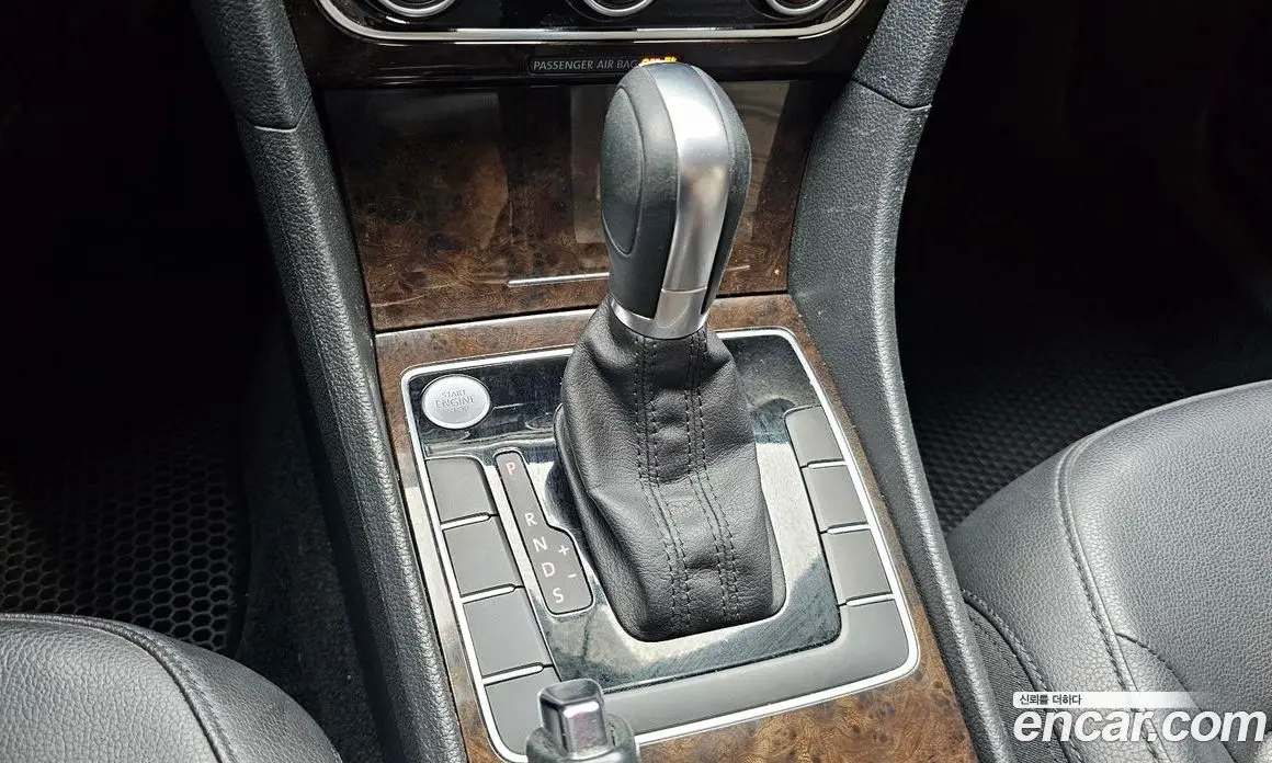 Volkswagen Passat 2015 1.8 автомат (гидро), фото 9