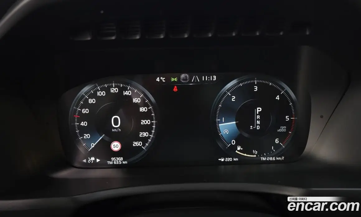 Volvo XC90 2017 2.0 автомат (гидро), фото 8