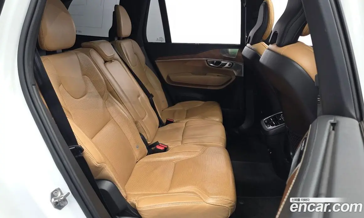Volvo XC90 2018 2.0 автомат (гидро), фото 11