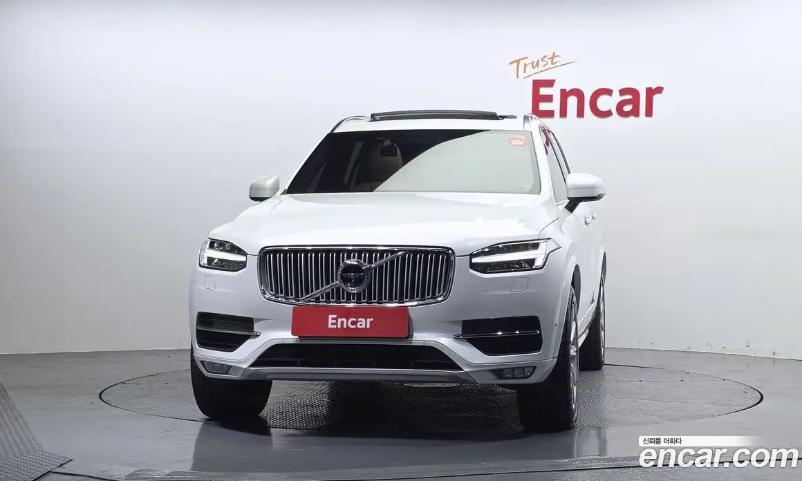 Volvo XC90 2018 2.0 автомат (гидро), фото 3