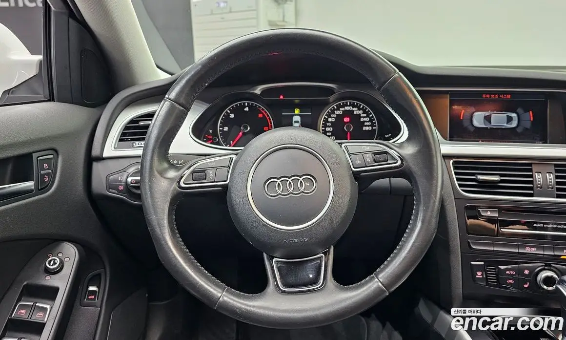 Audi A4 2015 2.0 автомат (гидро), фото 13