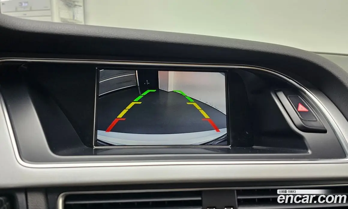 Audi A4 2015 2.0 автомат (гидро), фото 15