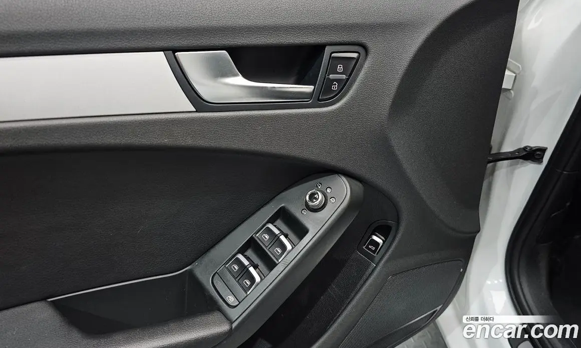 Audi A4 2015 2.0 автомат (гидро), фото 16