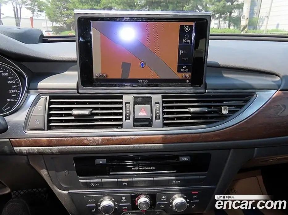 Audi A6 2015 2.0 автомат (гидро), фото 13