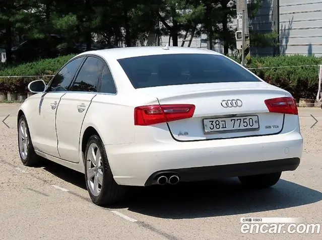 Audi A6 2015 2.0 автомат (гидро), миниатюра 3
