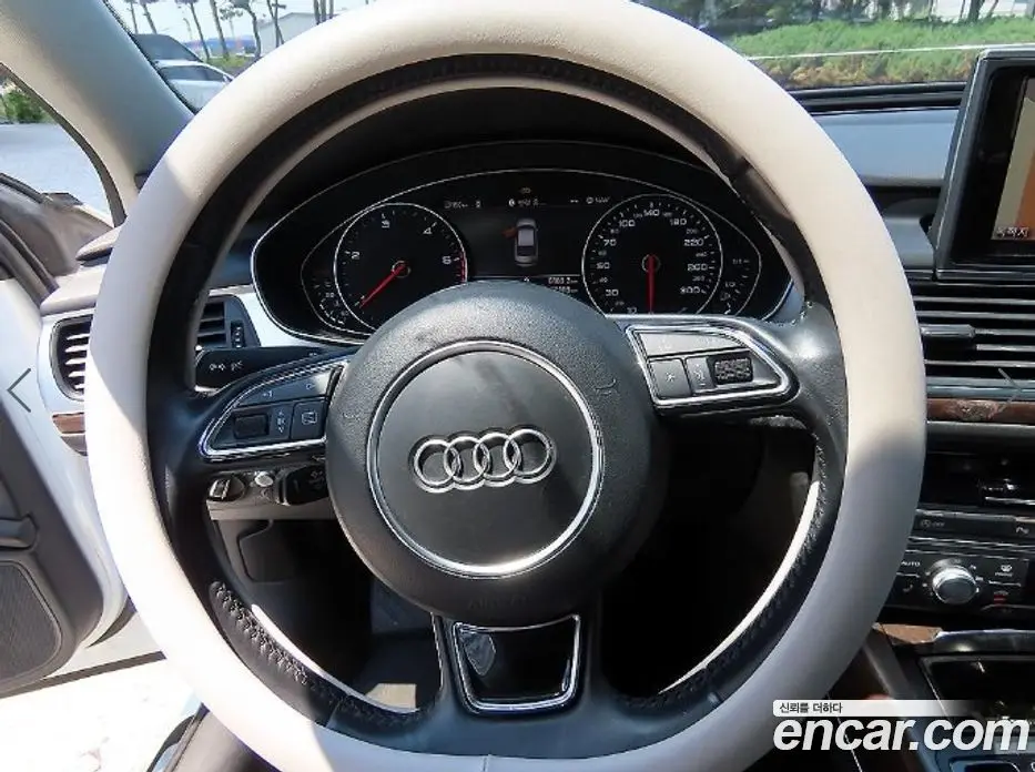 Audi A6 2015 2.0 автомат (гидро), фото 8
