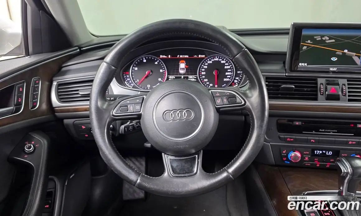 Audi A6 2015 3.0 автомат (гидро), фото 13