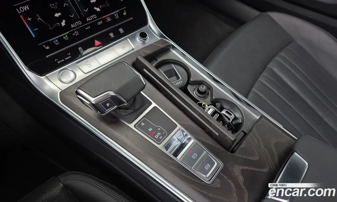 Audi A6 2020 2.0 автомат (гидро), фото 12