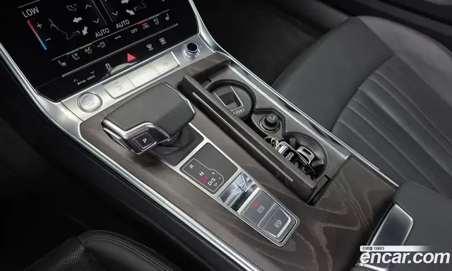 Audi A6 2020 2.0 автомат (гидро), миниатюра 12