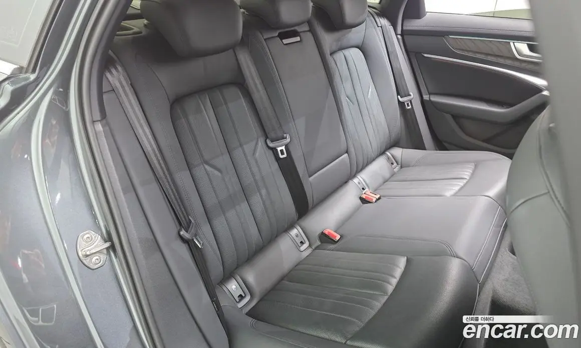 Audi A6 2020 2.0 автомат (гидро), фото 17