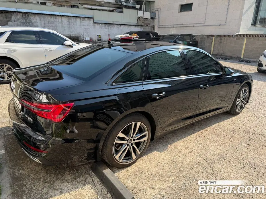 Audi A6 2023 2.0 автомат (гидро), фото 4