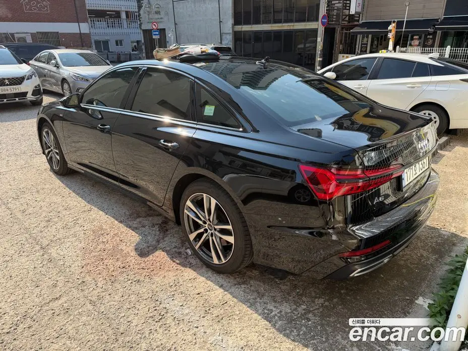 Audi A6 2023 2.0 автомат (гидро), фото 5