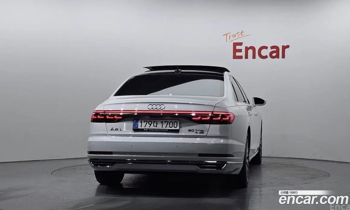 Audi A8 2020 4.0 автомат (гидро), фото 4