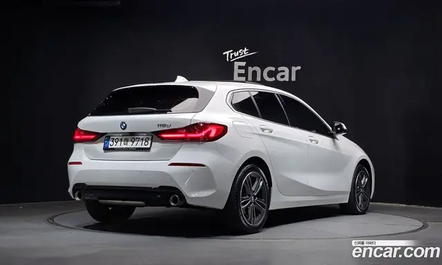 BMW 1 серия 2020 2.0 автомат (гидро), миниатюра 2