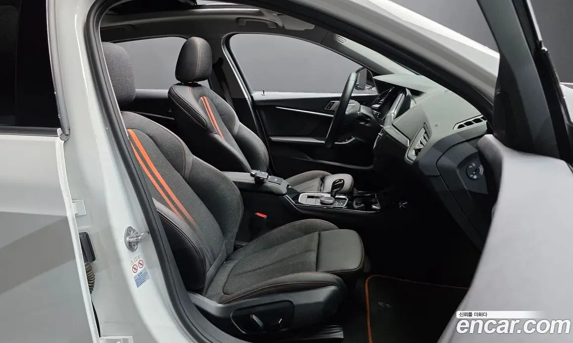 BMW 1 серия 2020 2.0 автомат (гидро), фото 16