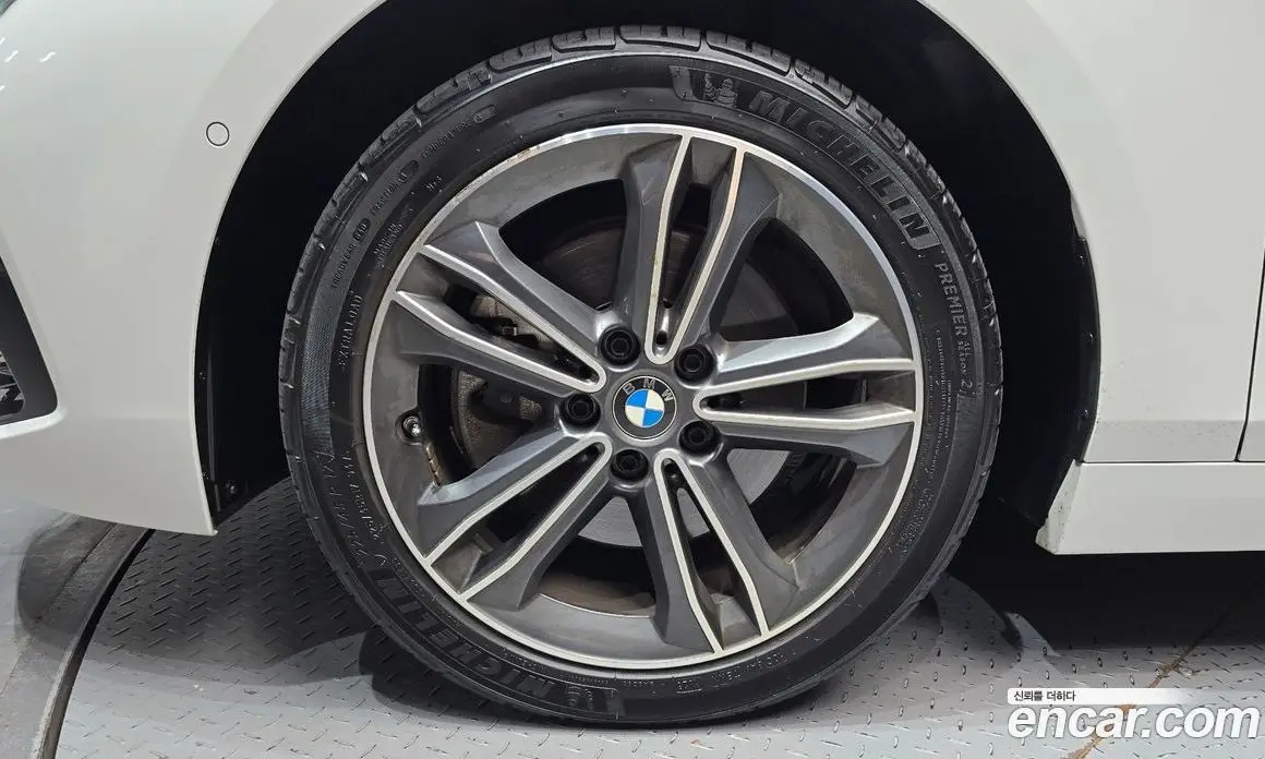 BMW 1 серия 2020 2.0 автомат (гидро), фото 5