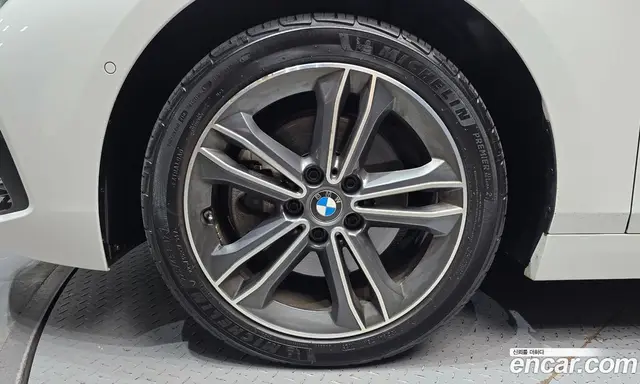 BMW 1 серия 2020 2.0 автомат (гидро), миниатюра 5
