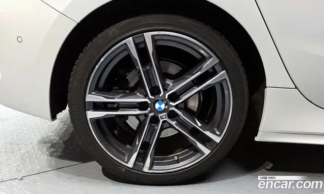 BMW 1 серия 2022 2.0 автомат (гидро), миниатюра 5