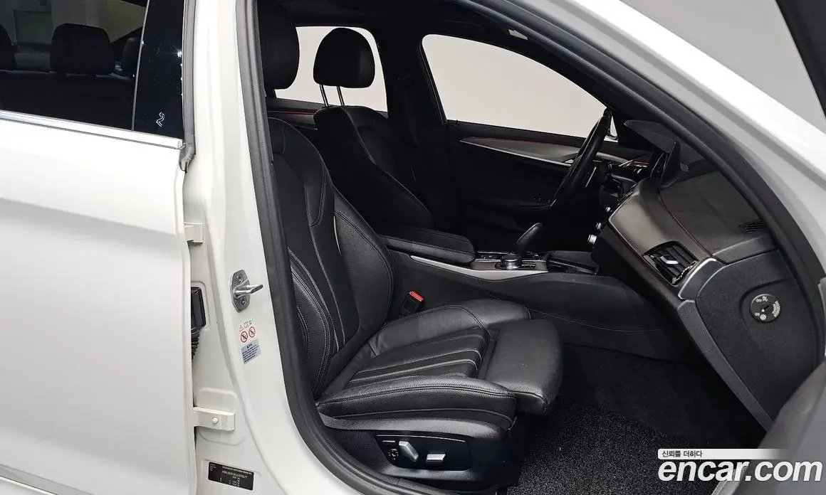 BMW 5 серия 2017 2.0 автомат (гидро), фото 16